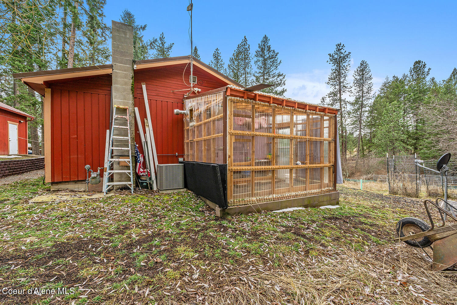 1189 South Allen Road Coeur D'Alene, ID 83814 - Photo 32 of 42 CHIMNEY