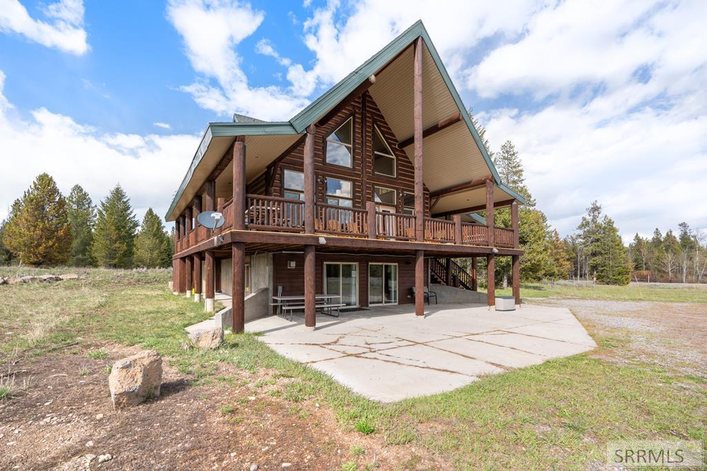 3300 Lariat Road Island Park, ID 83429 - Photo 7 of 75