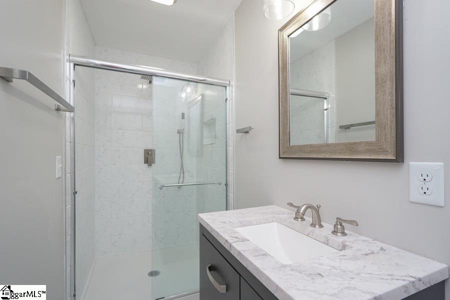 43 Fisher Road Greenville, SC 29615 - Photo 14 of 28 Gallery Image 14
