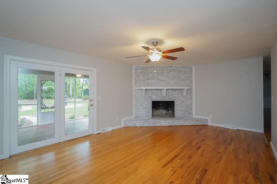 43 Fisher Road Greenville, SC 29615 - Photo 10 of 28 Gallery Image 10