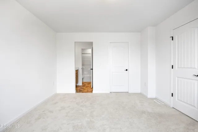 $553,185 | 3101 Brianna Boulevard, North Greenbush, NY 12180