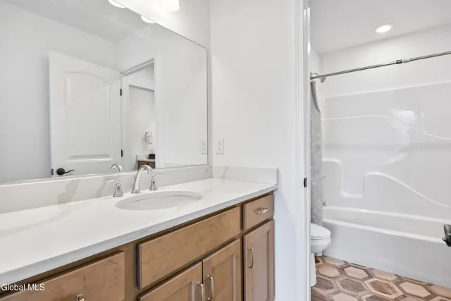 $553,185 | 3101 Brianna Boulevard, North Greenbush, NY 12180