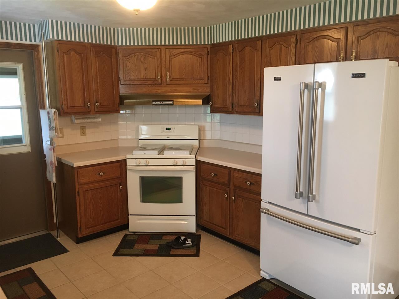 21600 West Nelson Road Trivoli, IL 61569 - Photo 20 of 34