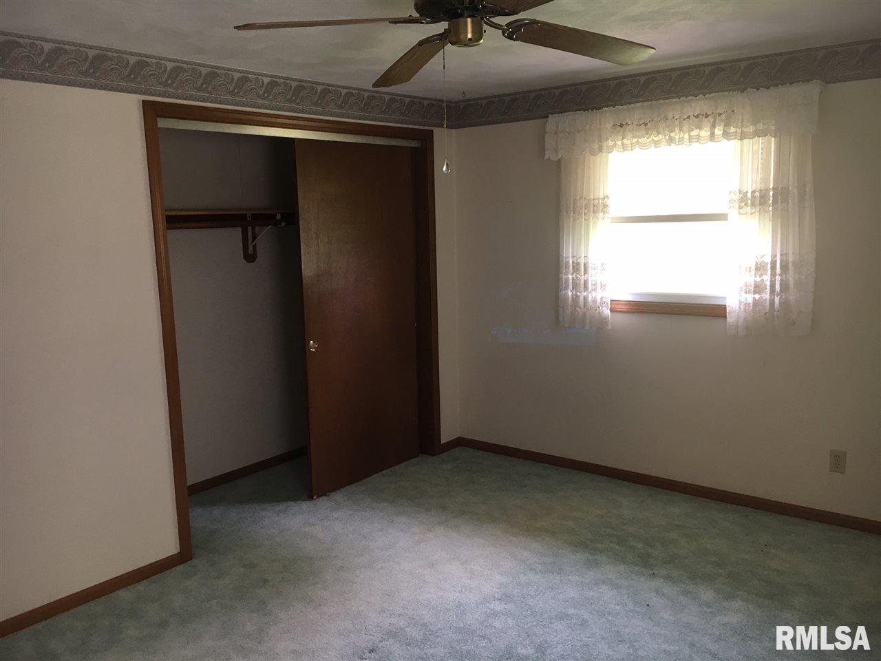 21600 West Nelson Road Trivoli, IL 61569 - Photo 31 of 34