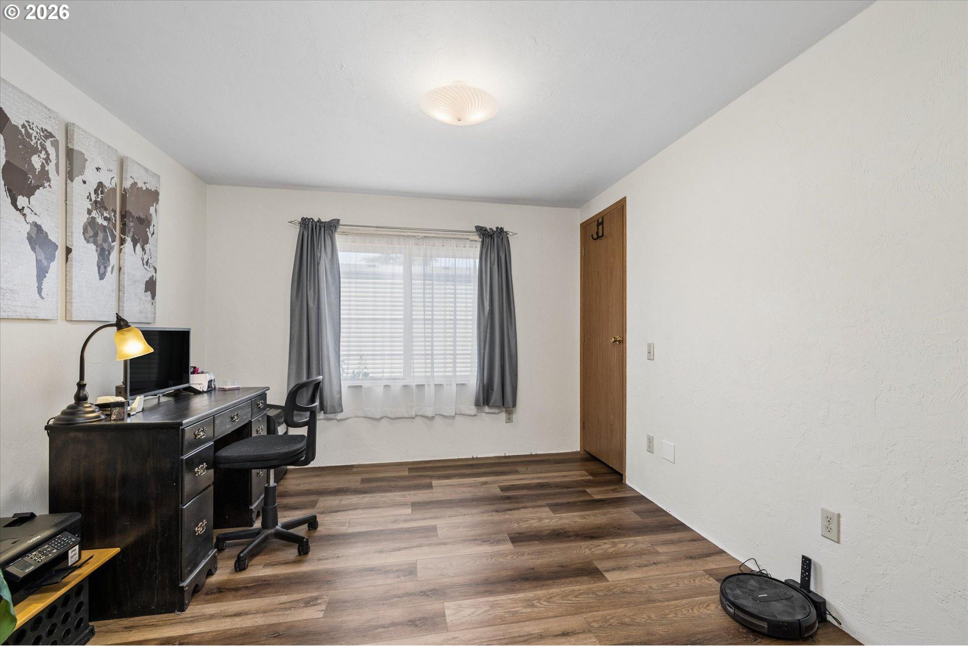 5335 Main Street, Unit 157 Springfield, OR 97478 - Photo 16 of 24 Bedroom
