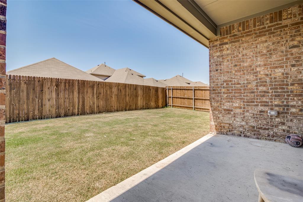 1069 Norias Drive Forney, TX 75126 - Photo 33 of 36 a view of a backyard