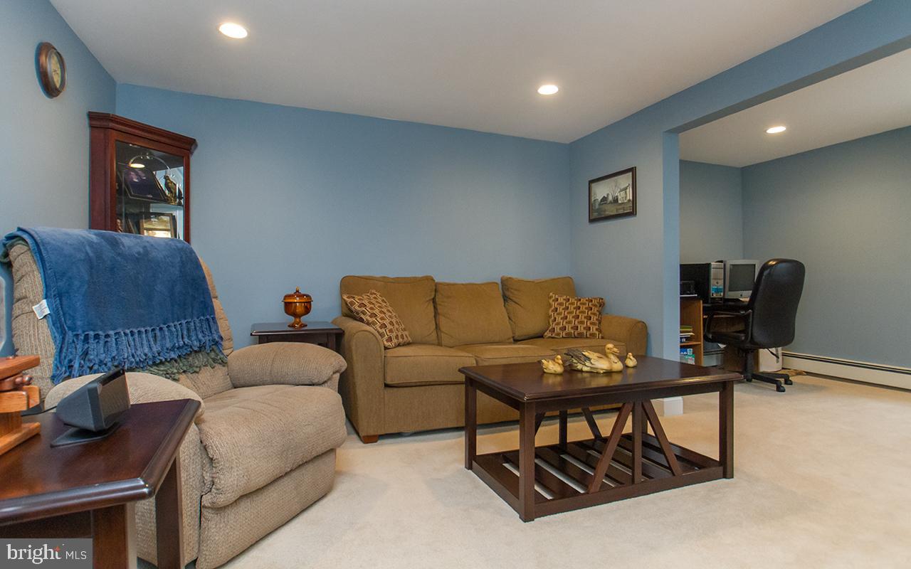 21609 York Road Freeland, MD 21053 - Photo 3 of 51
