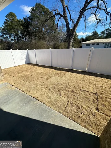 $1,700 | 227 Regency Lane Southwest, Calhoun, GA 30701