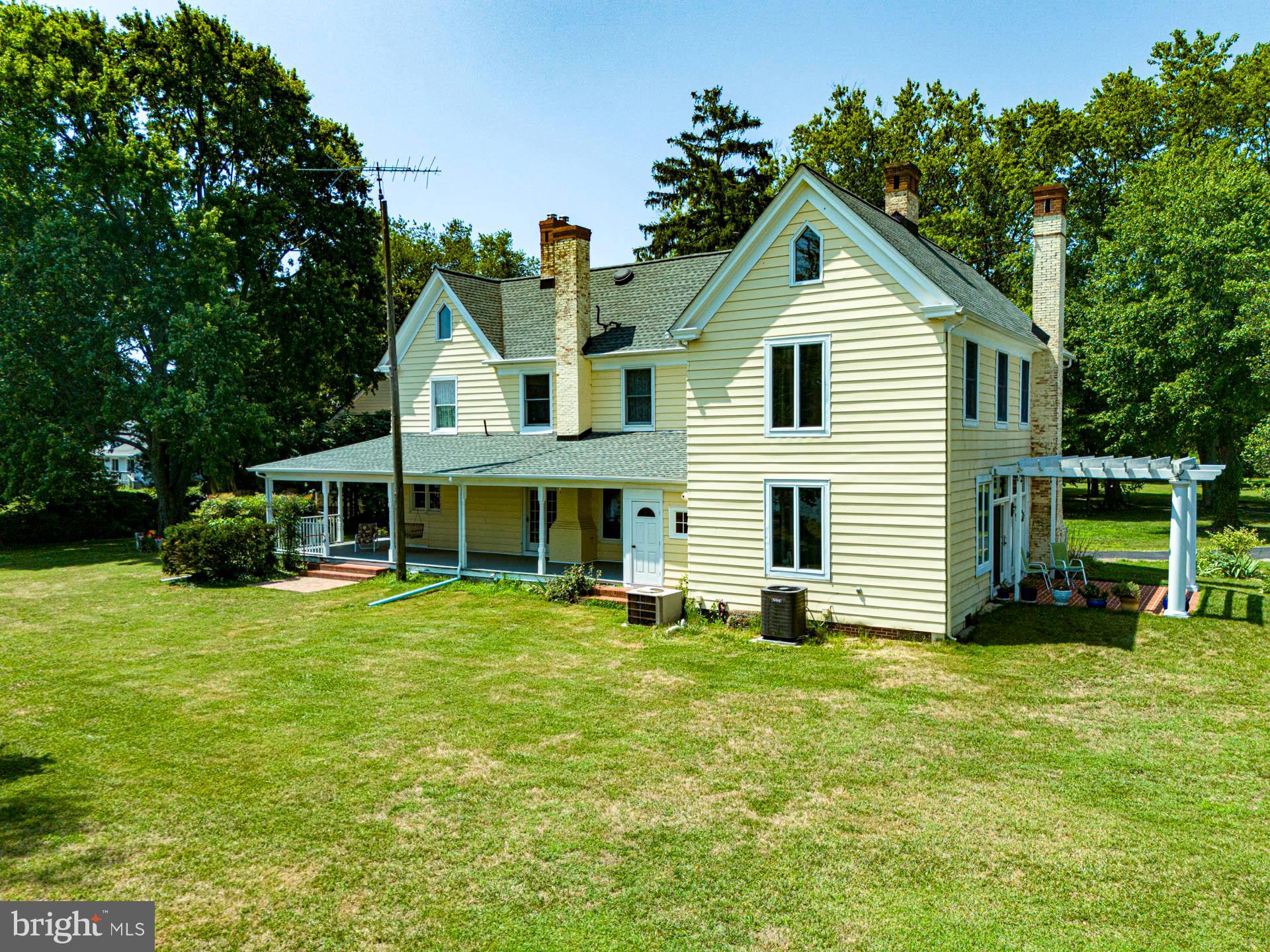 2208 Horns Point Road Cambridge, MD 21613 - Photo 6 of 39 a front view of house with yard