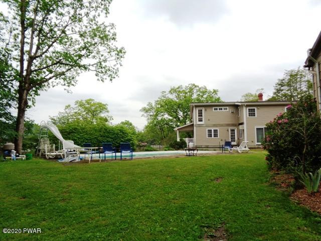 466 Rowland Road Greeley, PA 18425 - Photo 4 of 42 BACK YARD