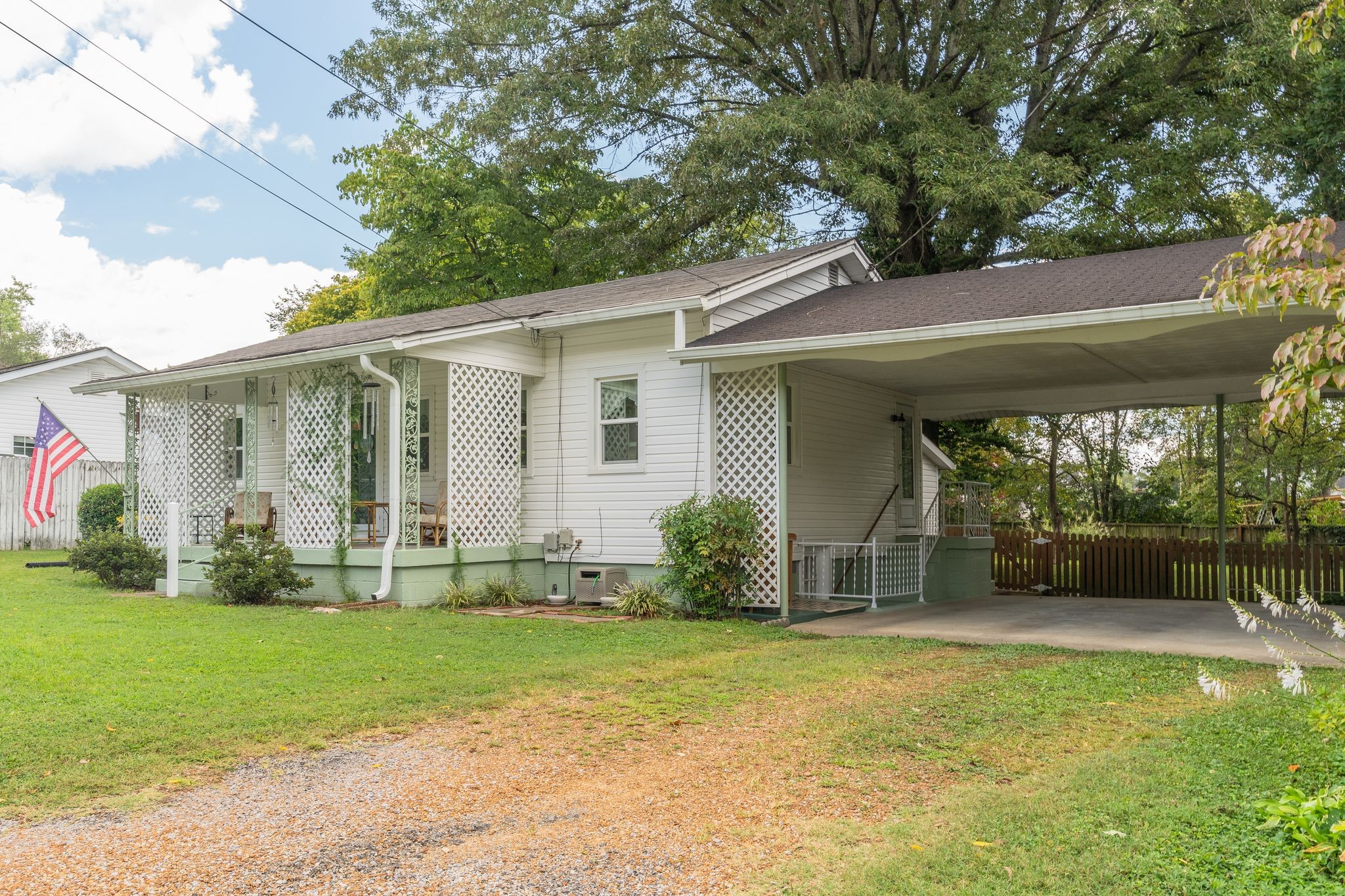 104 Shelby Street Old Hickory, TN 37138 - Photo 3 of 29 a front view of house with yard and green space