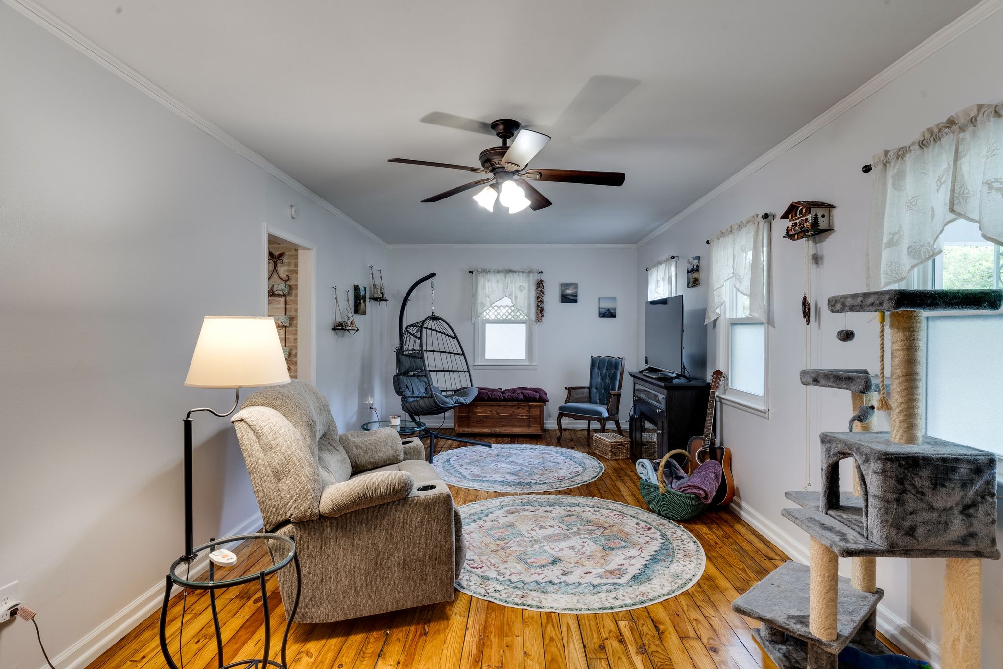 104 Shelby Street Old Hickory, TN 37138 - Photo 7 of 29 a living room with furniture and a lamp