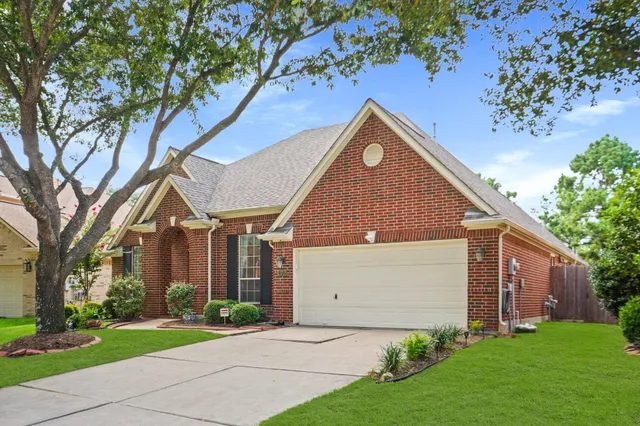 front view of house with a yard