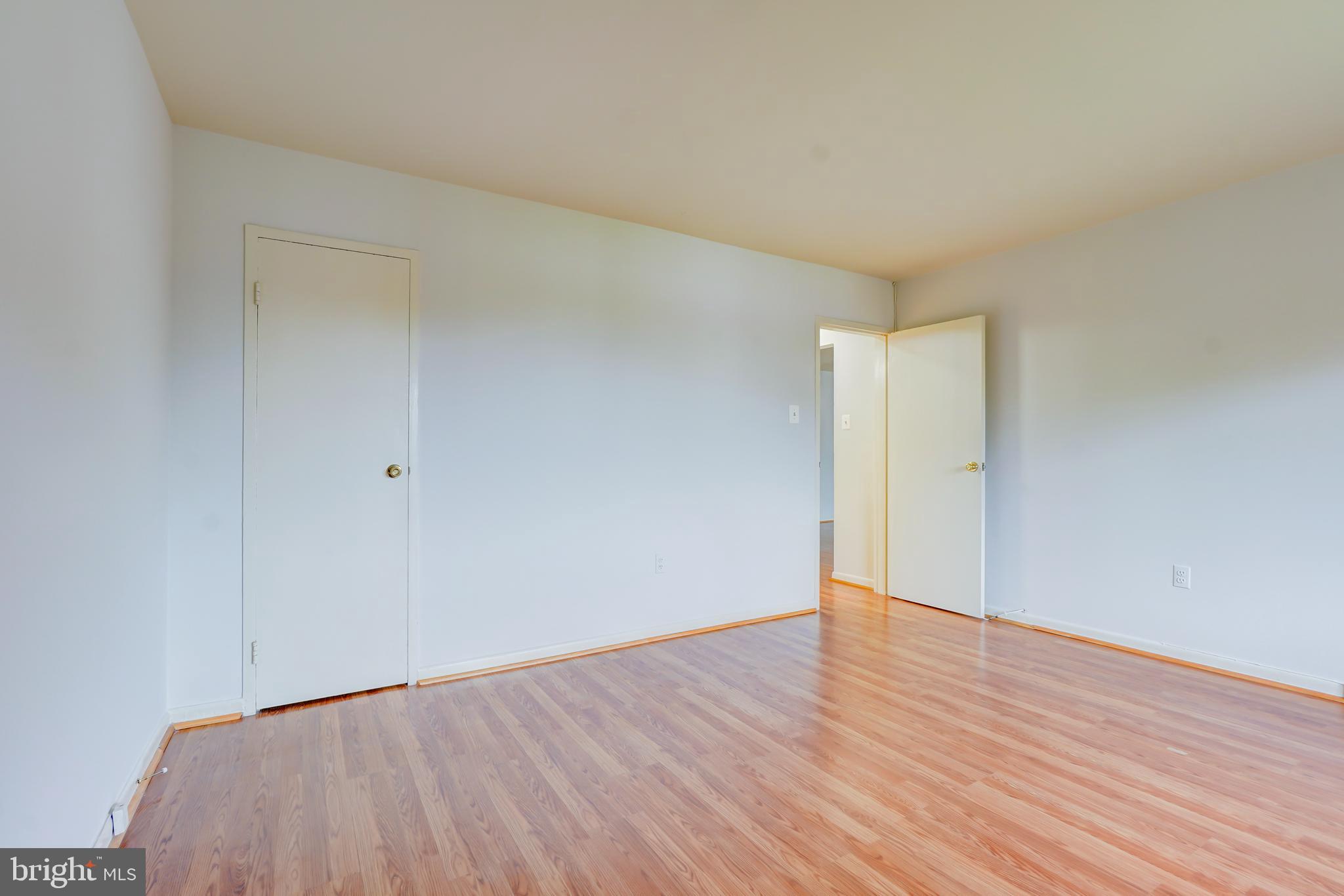 7400 Lakeview Drive, Unit 405 Bethesda, MD 20817 - Photo 15 of 30