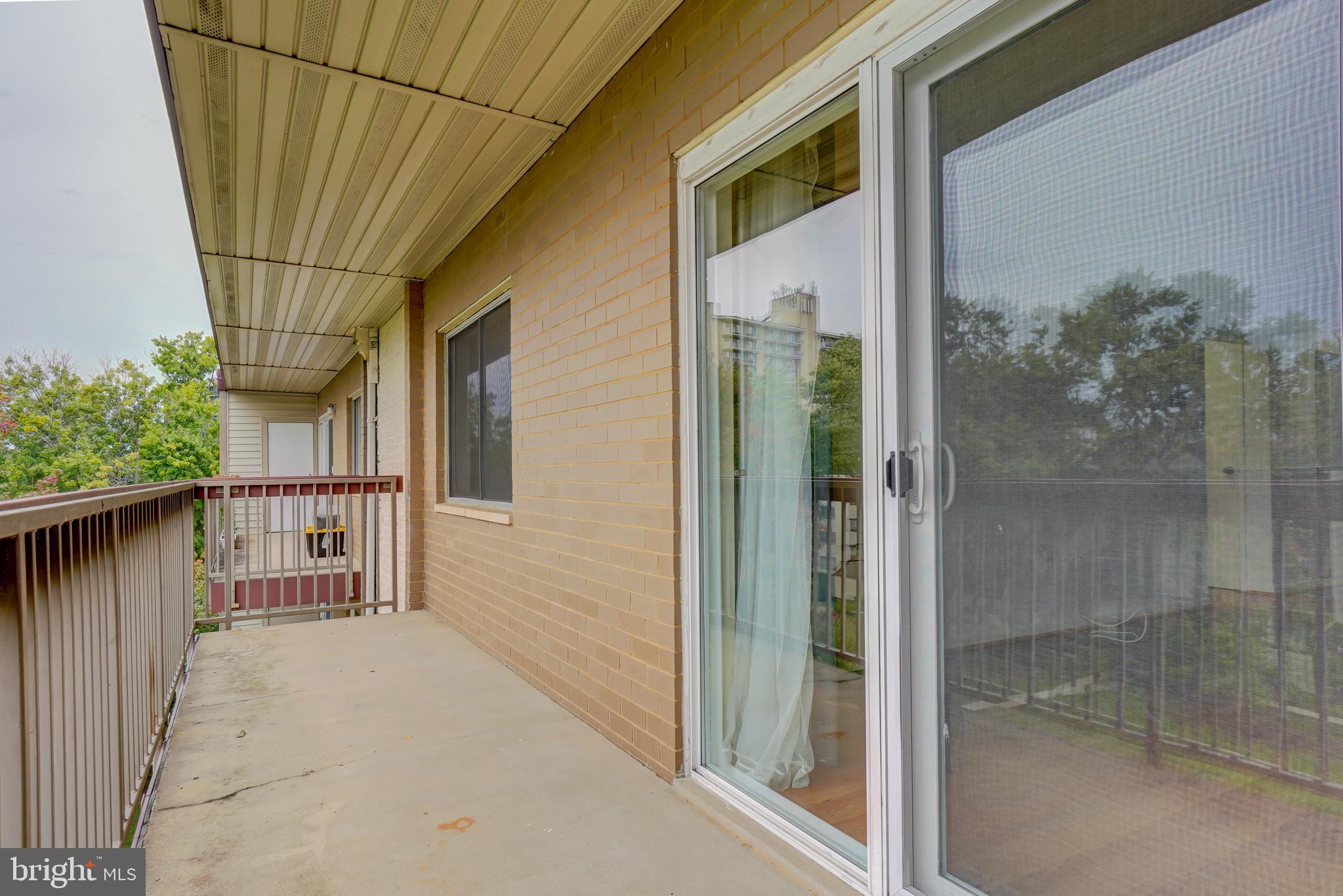 7400 Lakeview Drive, Unit 405 Bethesda, MD 20817 - Photo 20 of 30