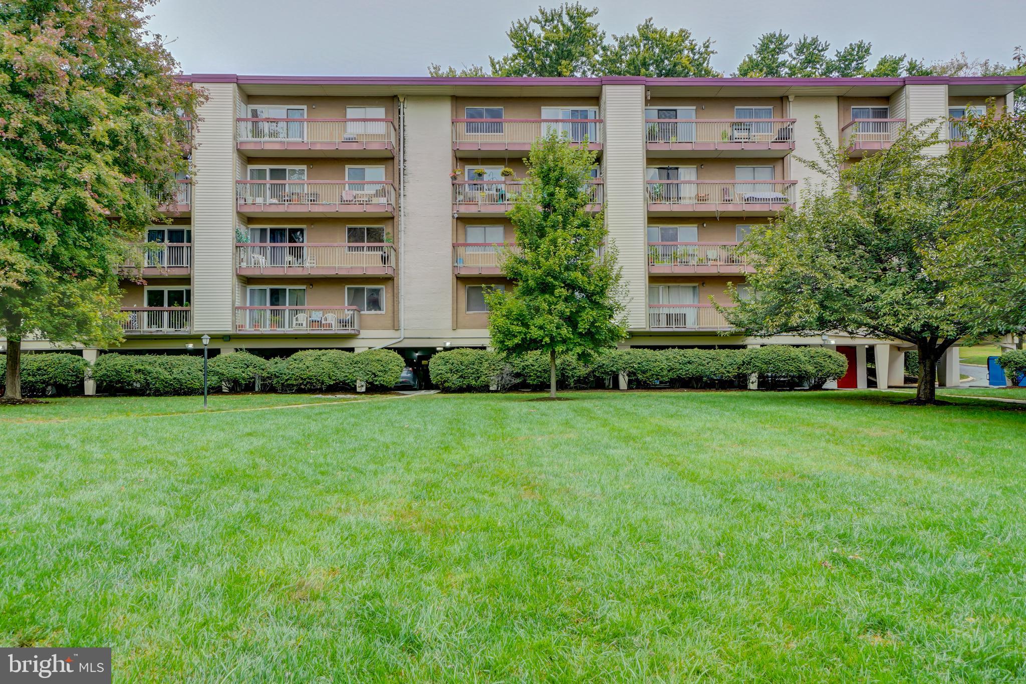 7400 Lakeview Drive, Unit 405 Bethesda, MD 20817 - Photo 24 of 30