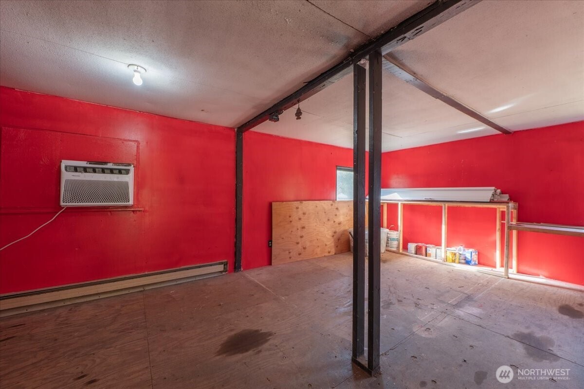 331 Frontier Road Grapeview, WA 98546 - Photo 31 of 39 a view of an empty room