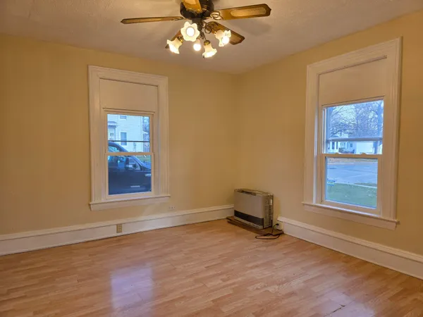 $189,000 | 401 South College Avenue, Fox Lake, WI 53933