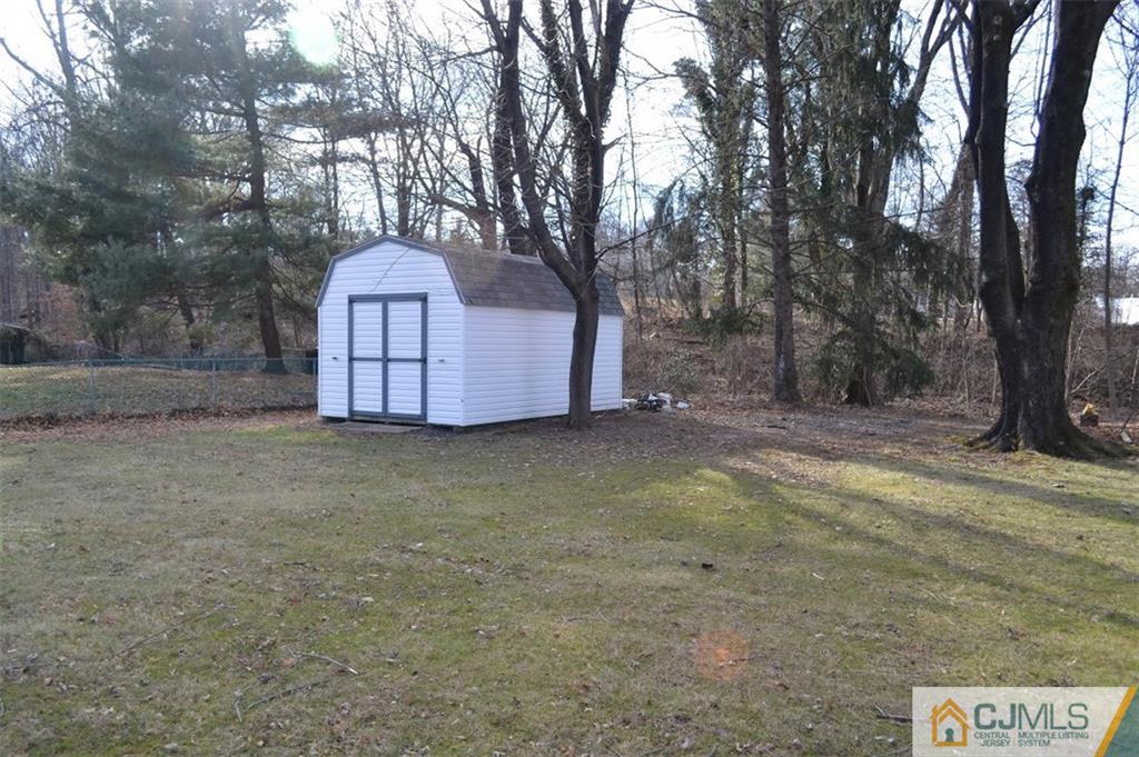 7 Cranston Road Kendall Park, NJ 08824 - Photo 16 of 17 Gallery Image 16
