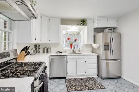 $778,000 | 9613 Lorain Avenue, Silver Spring, MD 20901