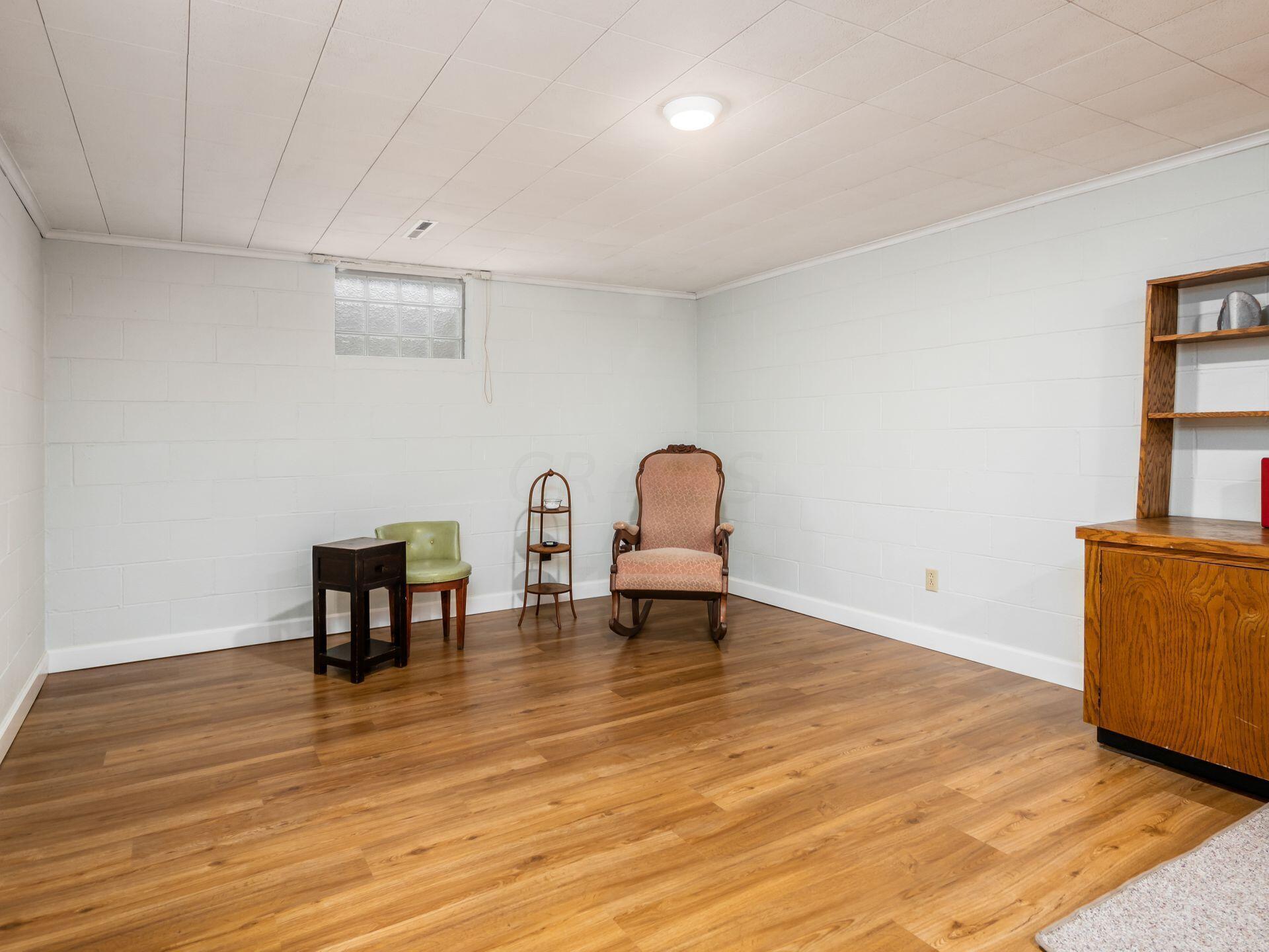3465 Kirkham Road Columbus, OH 43221 - Photo 29 of 48 Basement workout and office space-3