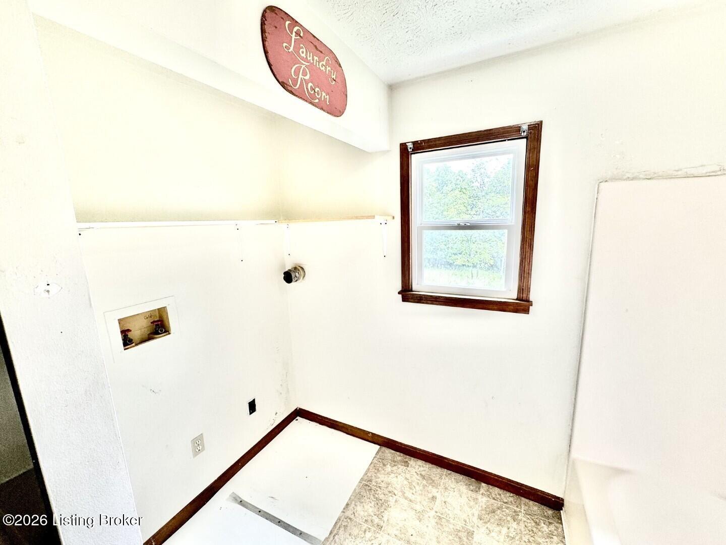 4223 Chaplin Road Willisburg, KY 40078 - Photo 14 of 48 014_Bathroom