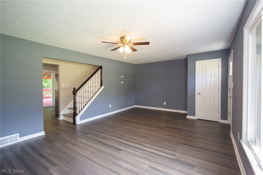 25965 Highland Road Cleveland, OH 44143 - Photo 3 of 26