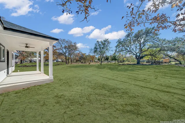 $319,900 | 816 County Road 6723, Natalia, TX 78059