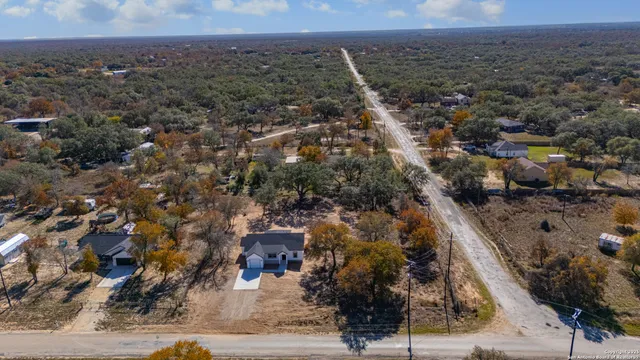 $319,900 | 816 County Road 6723, Natalia, TX 78059