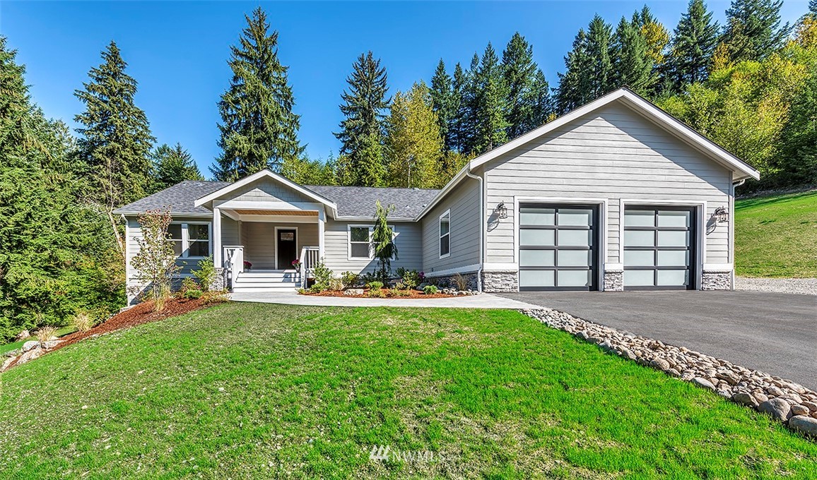 10716 Upper Preston Road Southeast Issaquah, WA 98027 - Photo 3 of 25 Gallery Image 3