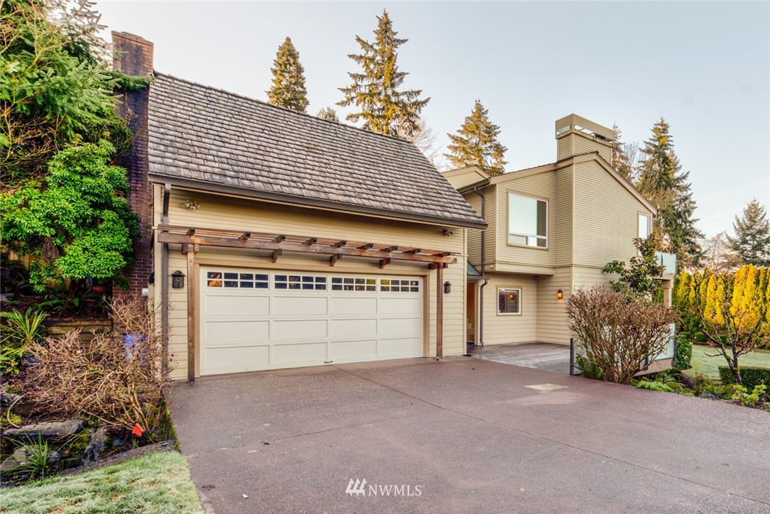10 Brook Bay Road Mercer Island, WA 98040 - Photo 4 of 39 Gallery Image 4