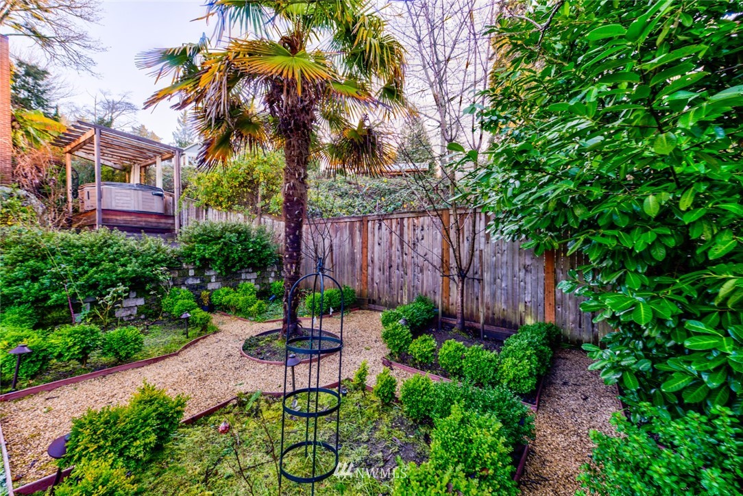 10 Brook Bay Road Mercer Island, WA 98040 - Photo 33 of 39 Gallery Image 33