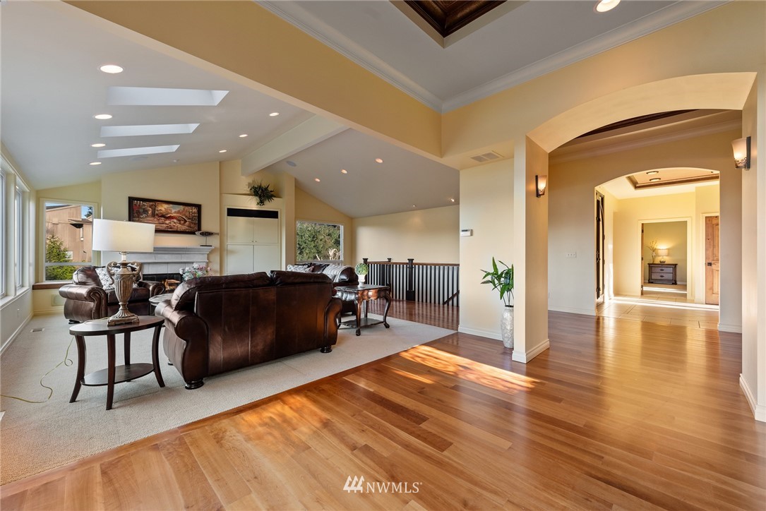 10 Brook Bay Road Mercer Island, WA 98040 - Photo 10 of 39 Gallery Image 10