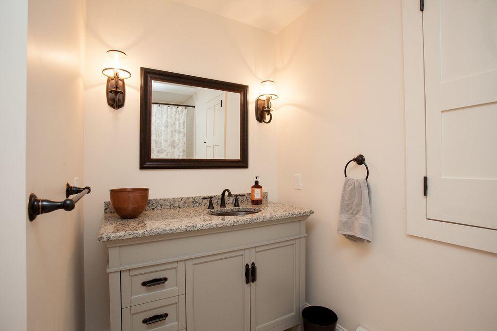 41-42 Juniper Road York, ME 03909 - Photo 29 of 38 upstairs bathroom