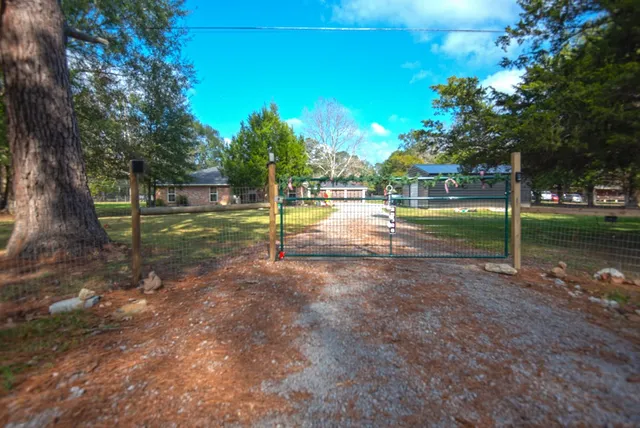 $415,000 | 23326 Farm To Market Road 1293, Thicket, TX 77374