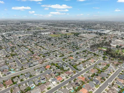 $1,799,000 | 6901 Spickard Drive, Huntington Beach, CA 92647