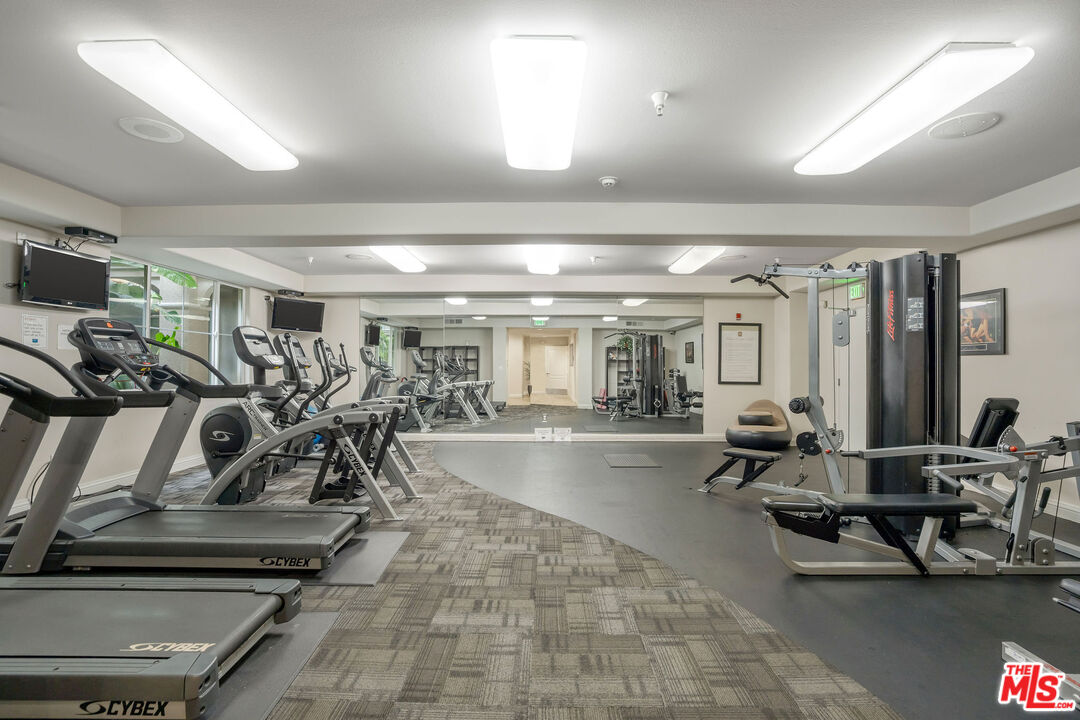 4060 Glencoe Avenue, Unit 228 Marina del Rey, CA 90292 - Photo 14 of 18 a view of a room with gym equipment