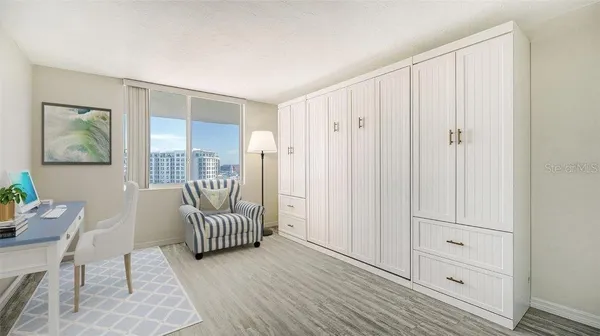 $599,000 | 101 South Gulfstream Avenue, Unit 15B, Sarasota, FL 34236