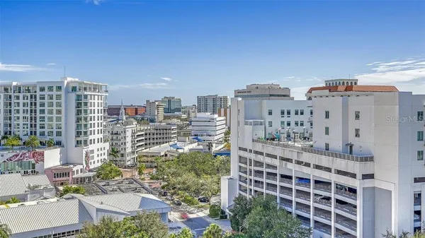 $599,000 | 101 South Gulfstream Avenue, Unit 15B, Sarasota, FL 34236