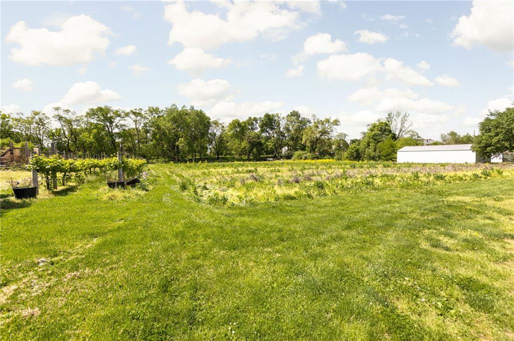 525 West Thompson Road Indianapolis, IN 46217 - Photo 5 of 33 Gallery Image 5