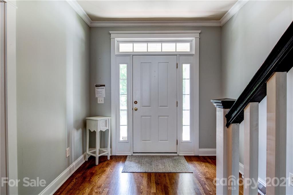 1375 Barnett Woods Fort Mill, SC 29708 - Photo 4 of 37 Gallery Image 4