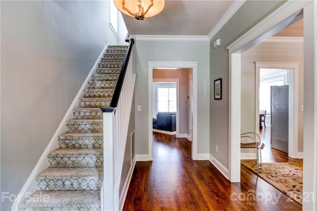 1375 Barnett Woods Fort Mill, SC 29708 - Photo 5 of 37 Gallery Image 5