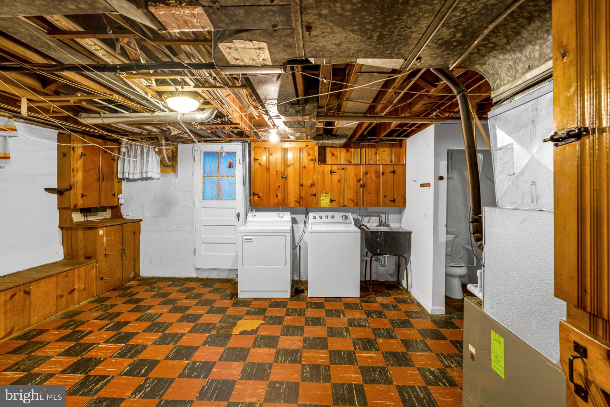 4513 Rokeby Road Baltimore, MD 21229 - Photo 27 of 38 Lower level utility area