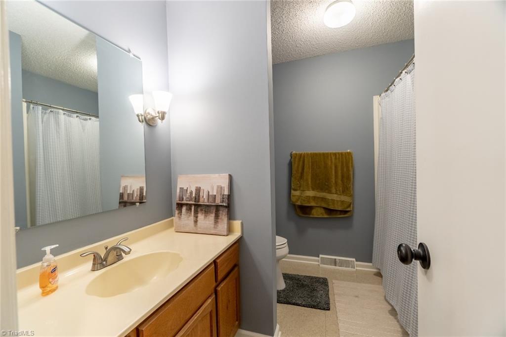 244 Northpoint Avenue, Unit B High Point, NC 27262 - Photo 27 of 30 Gallery Image 27