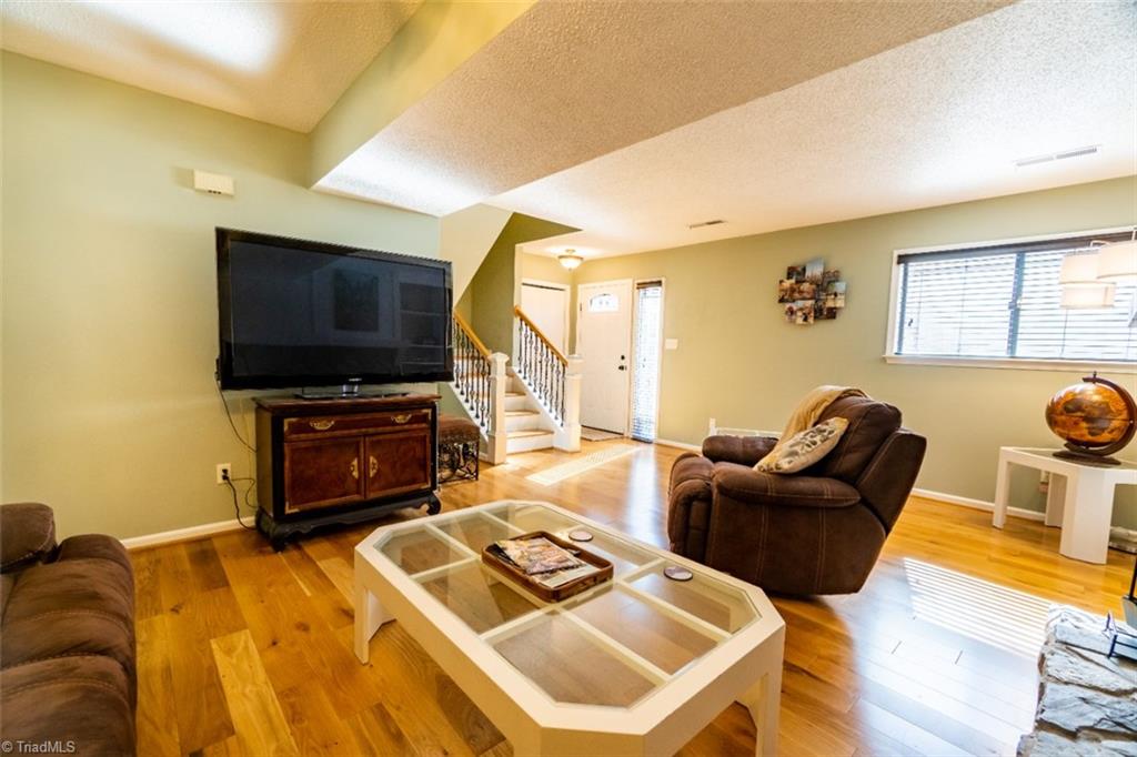 244 Northpoint Avenue, Unit B High Point, NC 27262 - Photo 8 of 30 Gallery Image 8