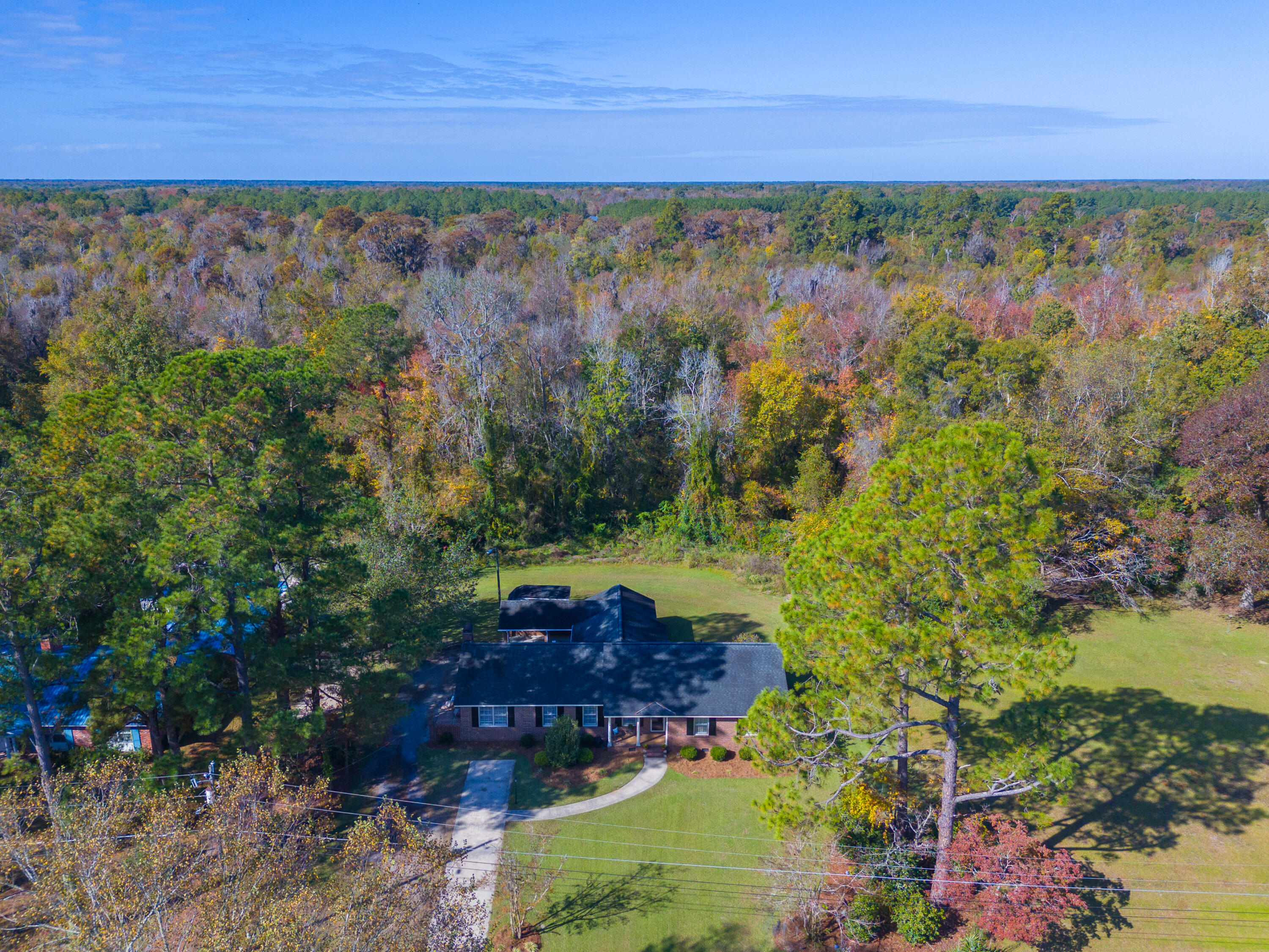 1301 County Rd S-45-185 Kingstree, SC 29556 - Photo 3 of 24 DJI_20231027111058_0003_D