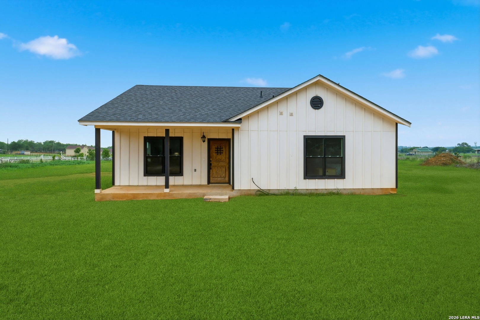 20922 Kinney Road Somerset, TX 78069 - Photo 2 of 33