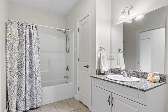 $439,500 | 3 Harvest Drive, Unit 106, North Andover, MA 01845