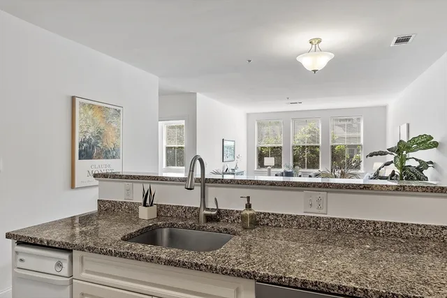 $439,500 | 3 Harvest Drive, Unit 106, North Andover, MA 01845