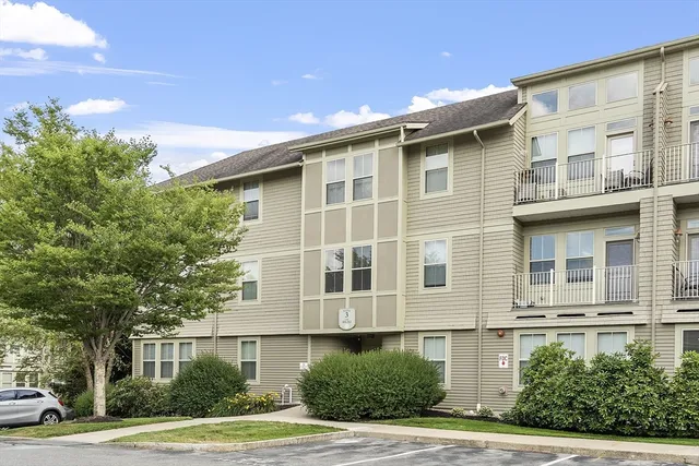 $439,500 | 3 Harvest Drive, Unit 106, North Andover, MA 01845